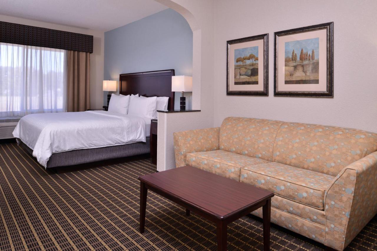 Holiday Inn Express & Suites Pittsburg By Ihg Exterior photo